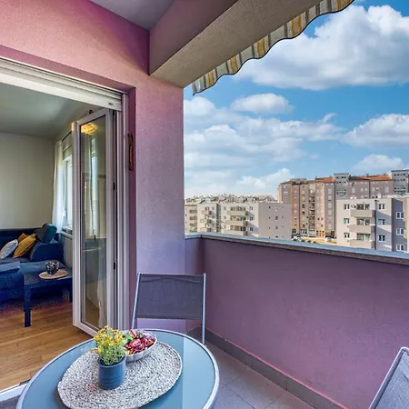 Apartment Dea - Three Bedroom